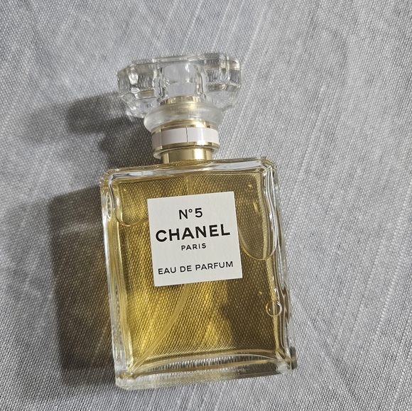CHANEL N°5 Eau de Parfum - Picture 3 of 16